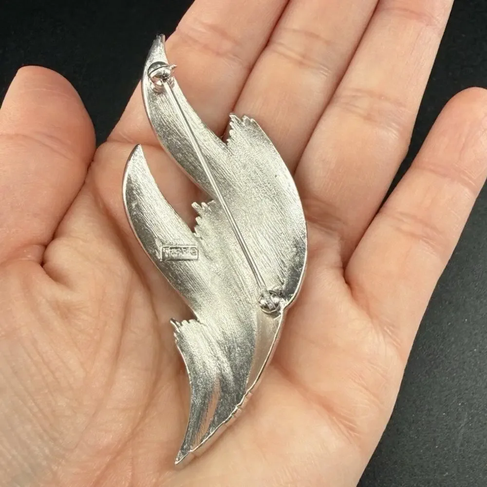 Vintage Crown Trifari Signed Brushed Silver Tone Leaf / Feather Wing Brooch Pin
